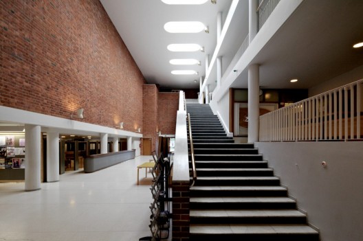 Universidad Jyvaskyla / Alvar Aalto